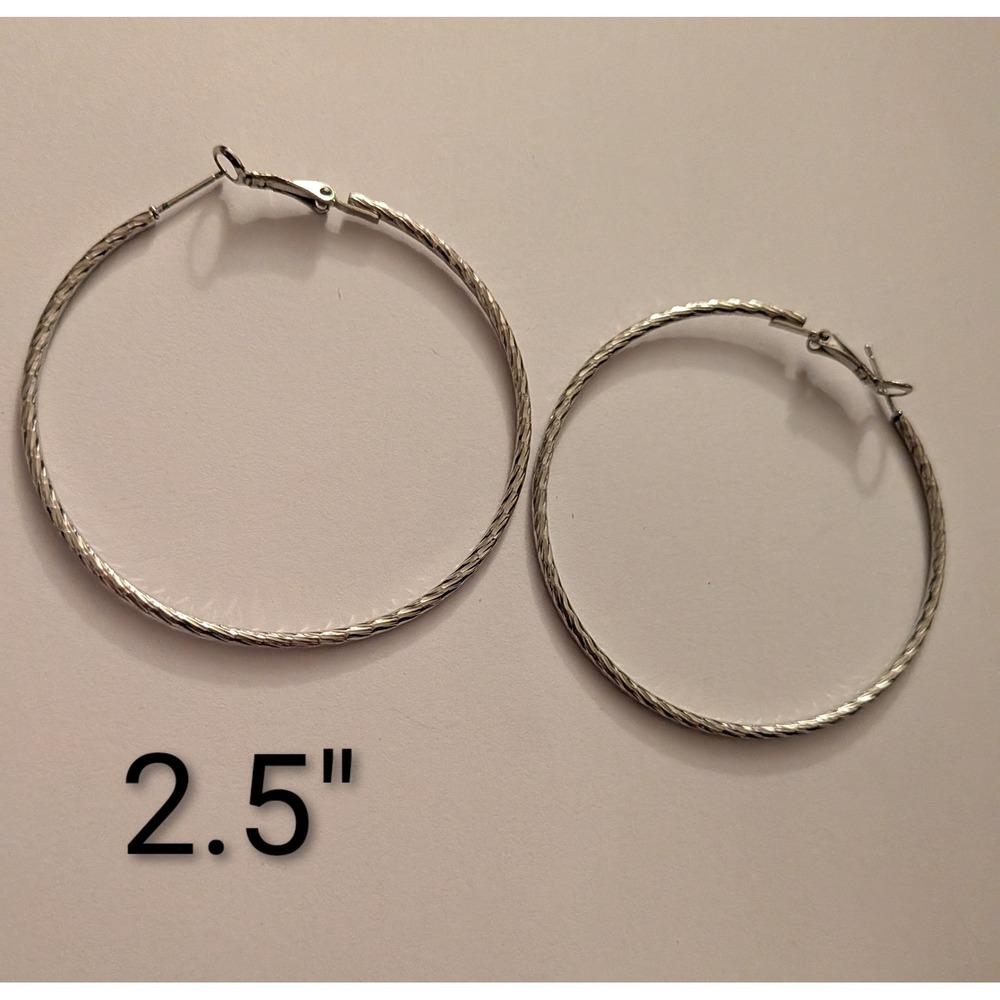 Large Silver Tone Textured Diamond Cut Hoop Earrings 2.5 Inch Latch Back Women